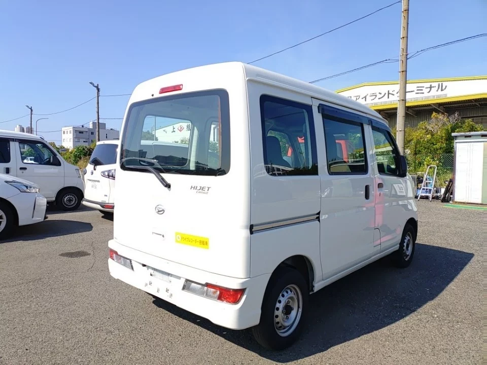 Daihatsu Hijet Cargo S321V 2018